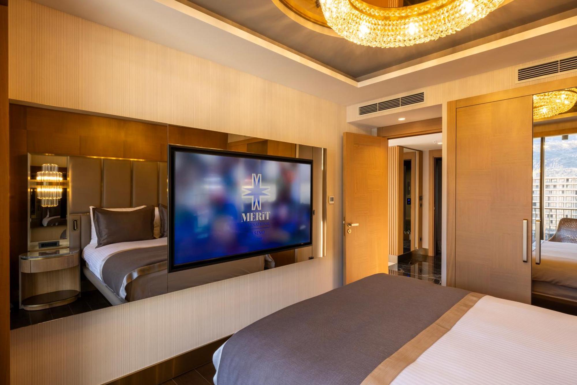 Merit Starlit Hotel & Residences Будва Экстерьер фото