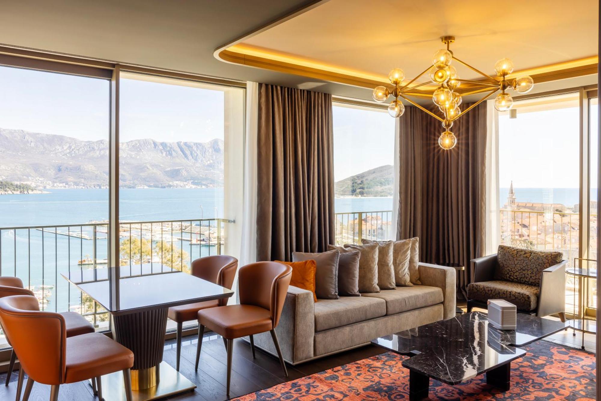 Merit Starlit Hotel & Residences Будва Экстерьер фото