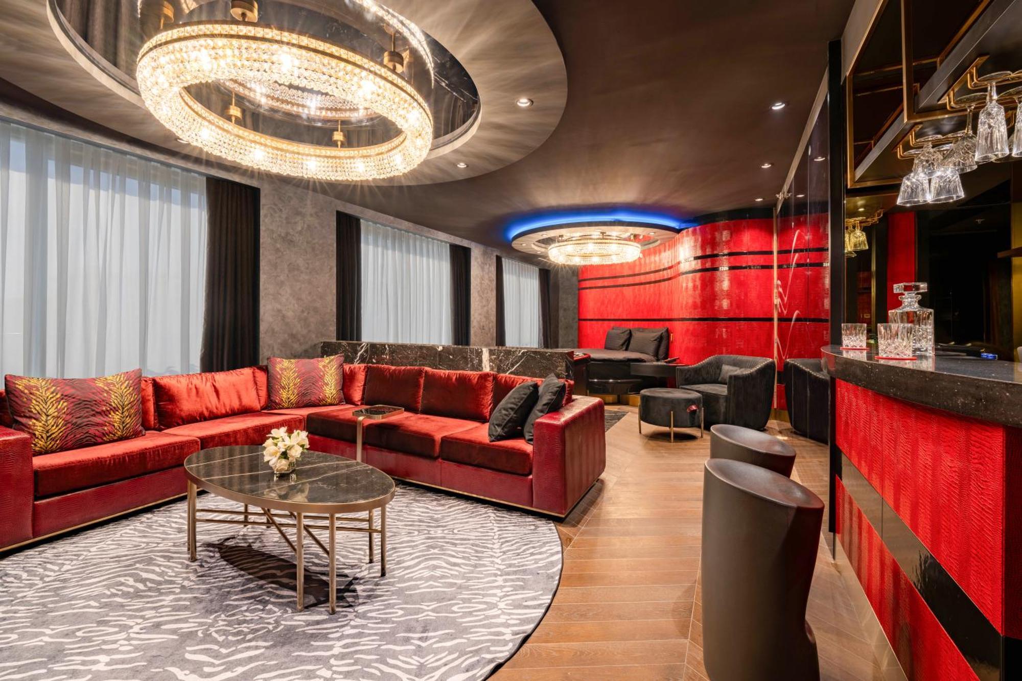 Merit Starlit Hotel & Residences Будва Экстерьер фото