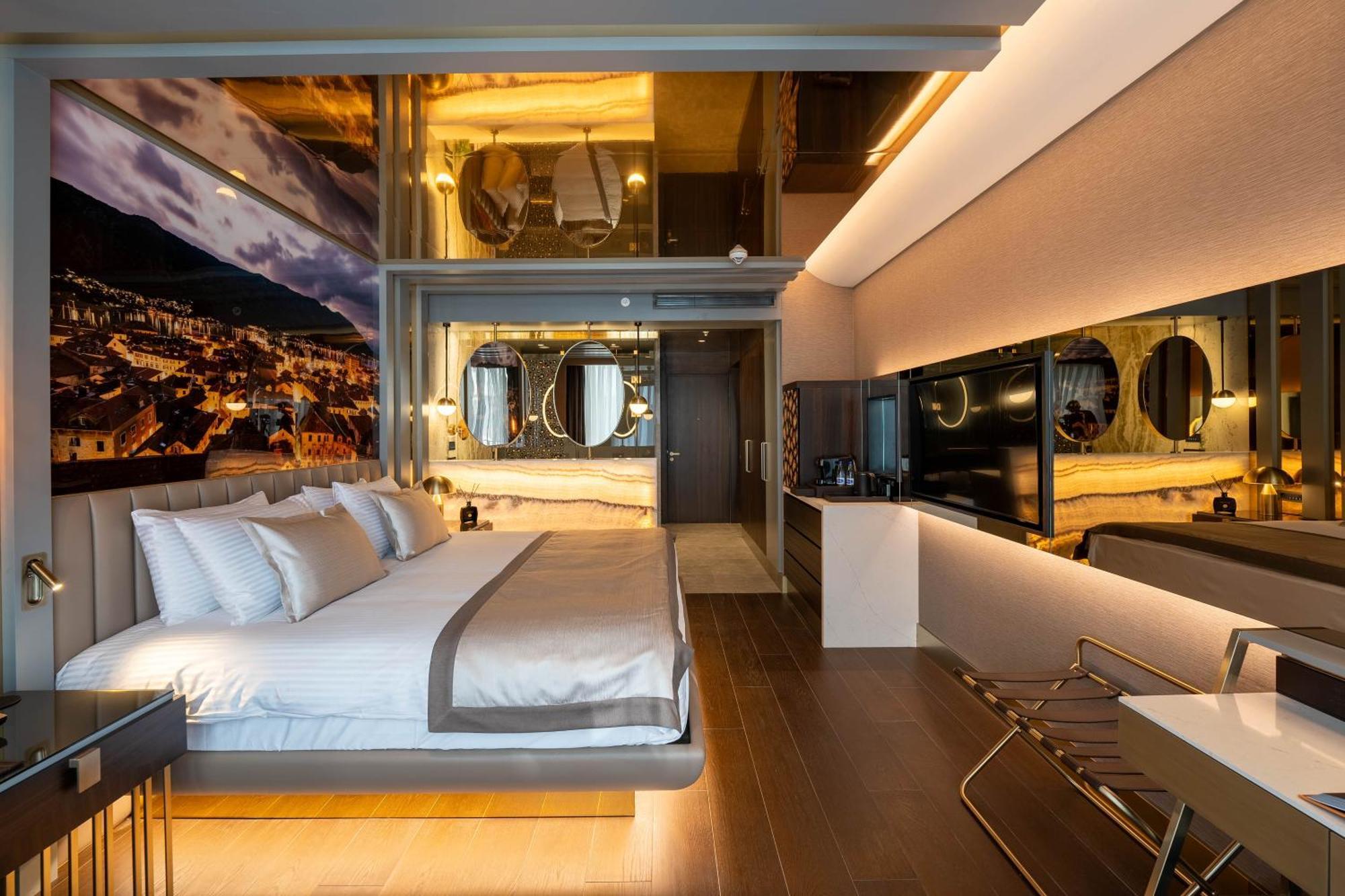 Merit Starlit Hotel & Residences Будва Экстерьер фото