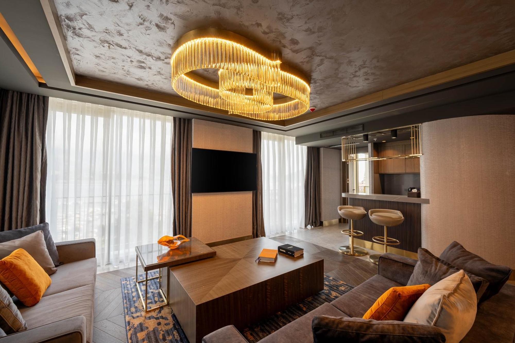 Merit Starlit Hotel & Residences Будва Экстерьер фото
